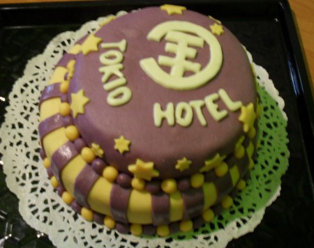 Tokio Hotel- 2 patra